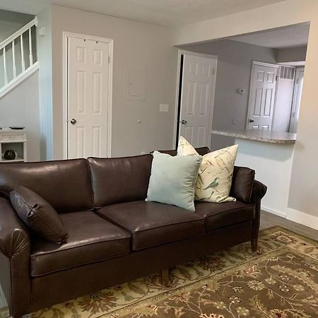 Rooms With A Mountain View Pleasant Grove Extérieur photo