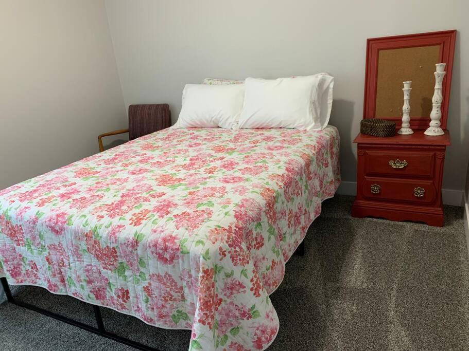 Rooms With A Mountain View Pleasant Grove Extérieur photo