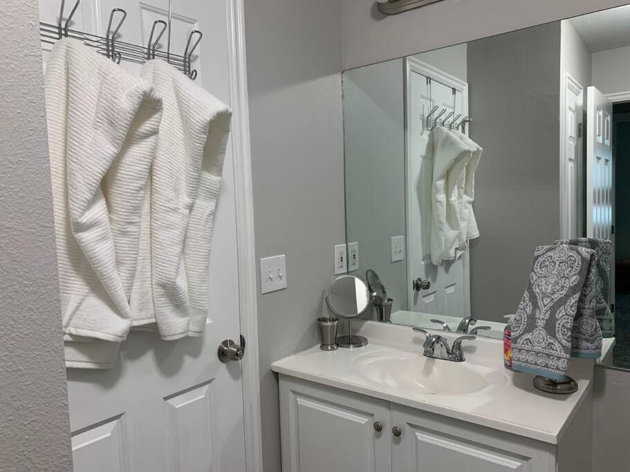 Rooms With A Mountain View Pleasant Grove Extérieur photo